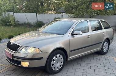Універсал Skoda Octavia 2005 в Нововолинську