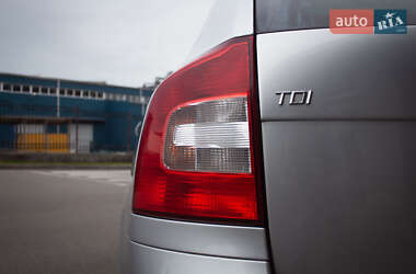 Універсал Skoda Octavia 2011 в 