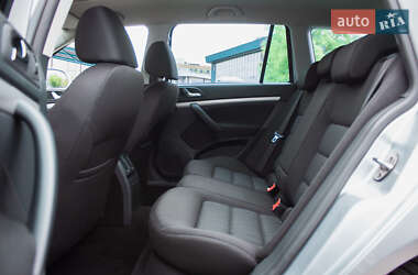 Універсал Skoda Octavia 2011 в 