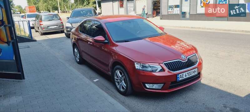 Лифтбек Skoda Octavia 2014 в Днепре
