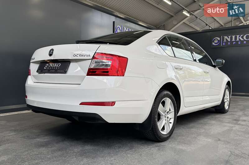 Лифтбек Skoda Octavia 2016 в Киеве
