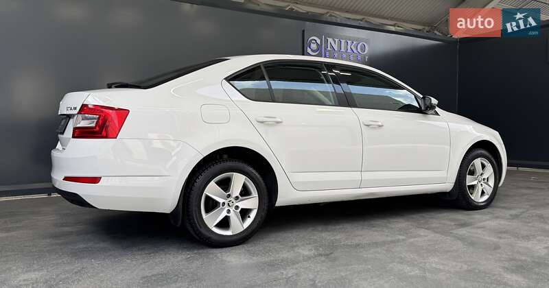 Лифтбек Skoda Octavia 2016 в Киеве