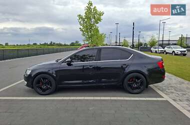 Лифтбек Skoda Octavia 2013 в 