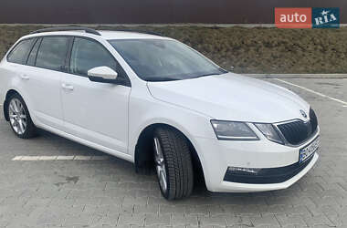 Универсал Skoda Octavia 2019 в 