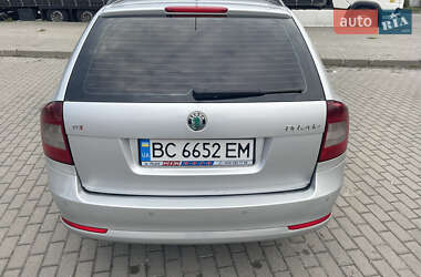 Универсал Skoda Octavia 2011 в 