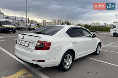 Лифтбек Skoda Octavia 2016 в Киеве