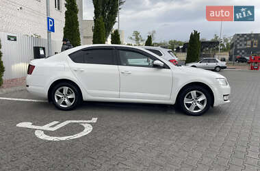 Лифтбек Skoda Octavia 2016 в 