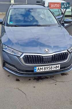 Универсал Skoda Octavia 2020 в Олевске
