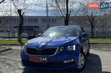 Лифтбек Skoda Octavia 2020 в Киеве