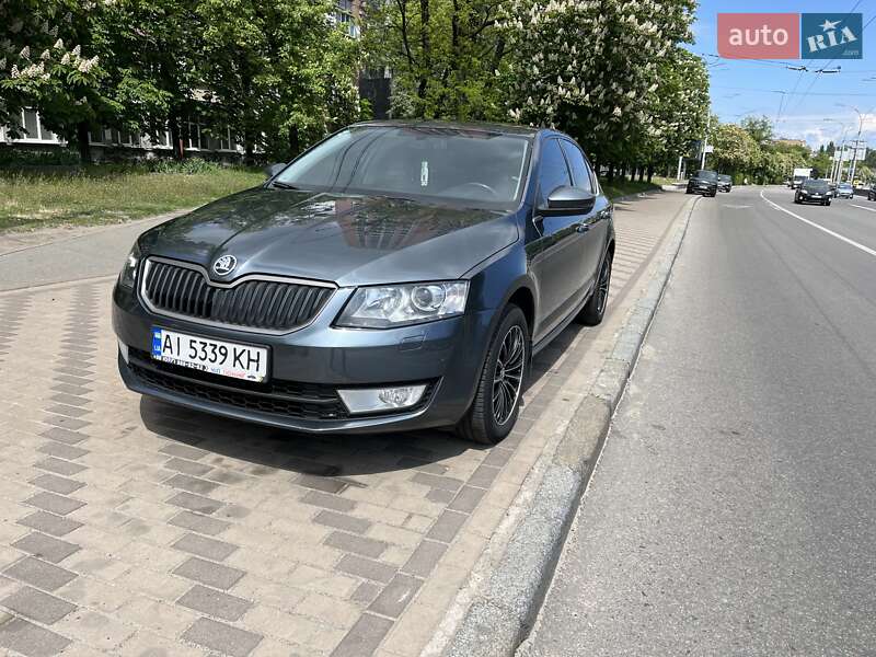 Лифтбек Skoda Octavia 2015 в 