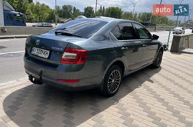 Лифтбек Skoda Octavia 2015 в 