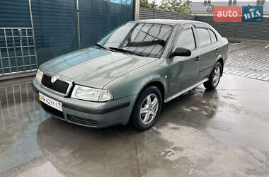 Лифтбек Skoda Octavia 2003 в 