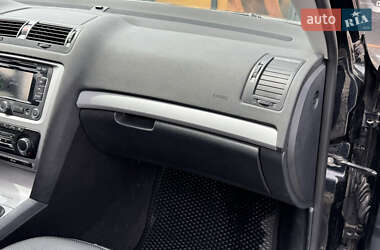 Универсал Skoda Octavia 2012 в 