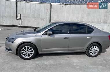 Лифтбек Skoda Octavia 2018 в 