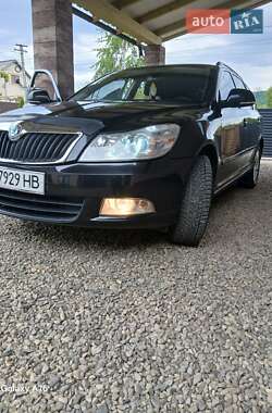 Универсал Skoda Octavia 2010 в 