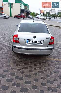 Лифтбек Skoda Octavia 2005 в 