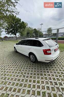 Универсал Skoda Octavia 2017 в 