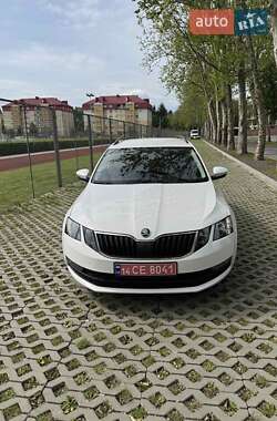 Универсал Skoda Octavia 2017 в Мукачево