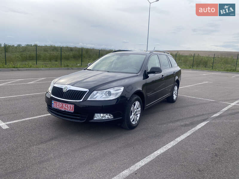 Универсал Skoda Octavia 2012 в 