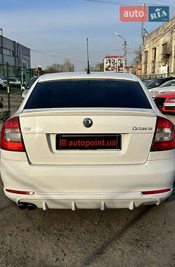 Универсал Skoda Octavia 2010 в 