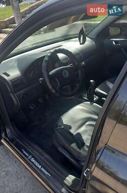 Ліфтбек Skoda Octavia 2005 в 