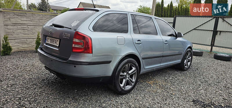 Універсал Skoda Octavia 2005 в Нововолинську