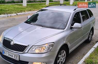 Универсал Skoda Octavia 2010 в Сквире