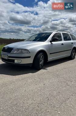 Универсал Skoda Octavia 2010 в Городке