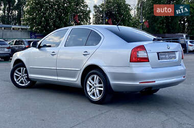 Ліфтбек Skoda Octavia 2012 в 