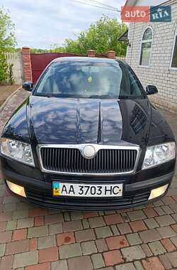 Лифтбек Skoda Octavia 2008 в 