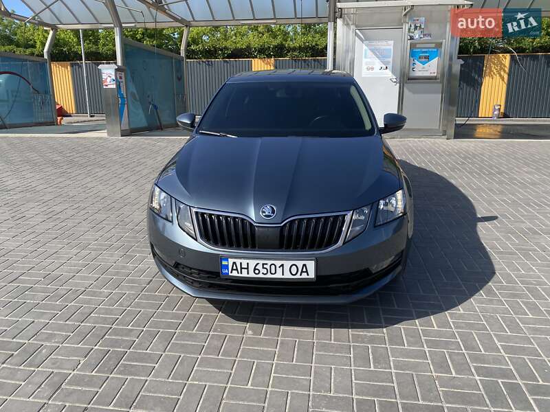 Лифтбек Skoda Octavia 2017 в Днепре