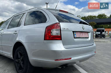 Універсал Skoda Octavia 2012 в 