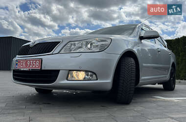 Універсал Skoda Octavia 2012 в 