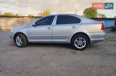 Лифтбек Skoda Octavia 2011 в 