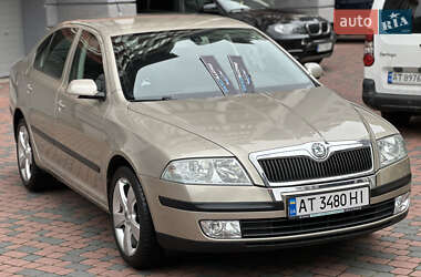 Лифтбек Skoda Octavia 2005 в 