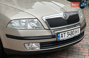Лифтбек Skoda Octavia 2005 в 
