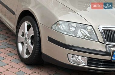 Лифтбек Skoda Octavia 2005 в 