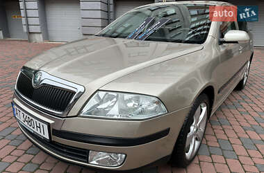 Лифтбек Skoda Octavia 2005 в 