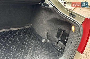 Лифтбек Skoda Octavia 2005 в 
