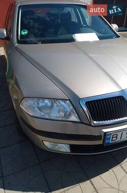 Лифтбек Skoda Octavia 2007 в Хороле