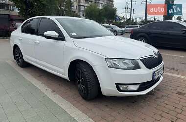 Лифтбек Skoda Octavia 2016 в 