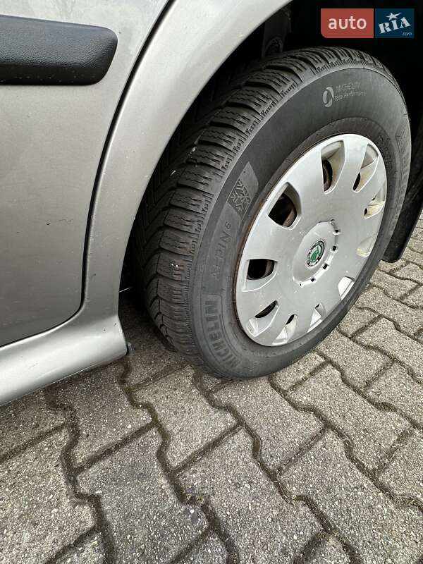 Ліфтбек Skoda Octavia 2008 в Львові
