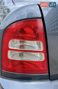 Лифтбек Skoda Octavia 2008 в 