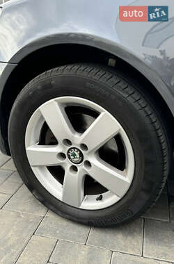 Універсал Skoda Octavia 2012 в 