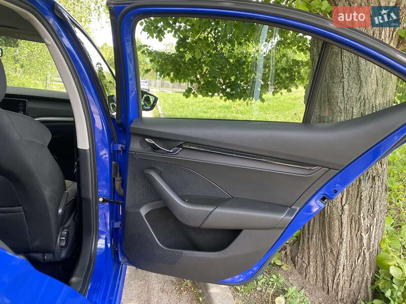 Лифтбек Skoda Octavia 2021 в Полтаве фото 17 Лифтбек Skoda Octavia 2021 в Полтаве