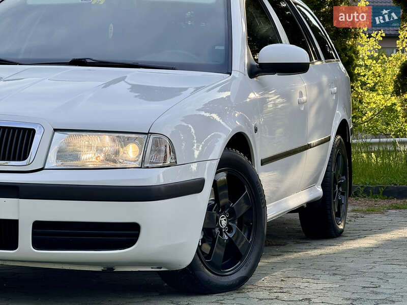 Універсал Skoda Octavia 2010 в Дубні