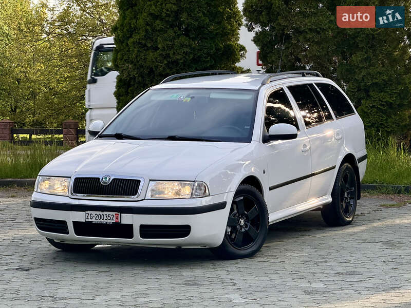 Універсал Skoda Octavia 2010 в Дубні