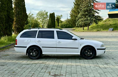 Универсал Skoda Octavia 2010 в 