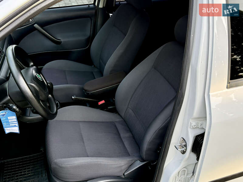 Універсал Skoda Octavia 2010 в Дубні