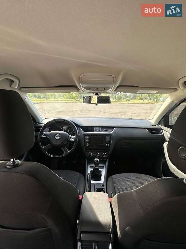 Лифтбек Skoda Octavia 2014 в Каменском